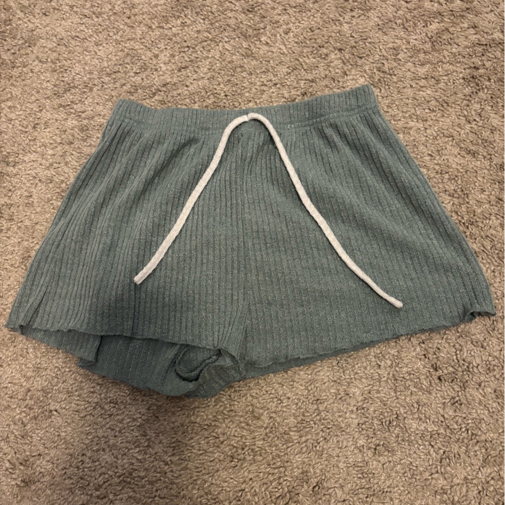 Ribbed Green Shorts